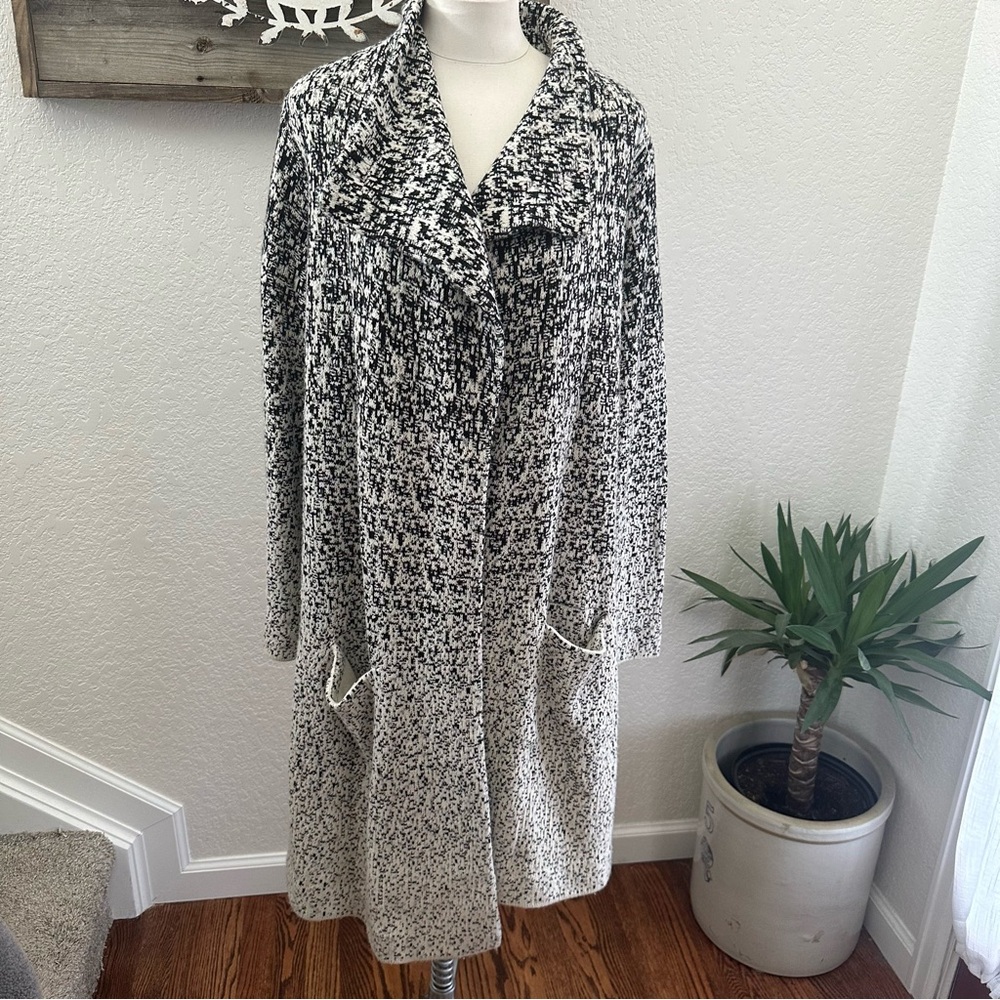 Athleta Black and White Textured Long Cardigan duster wool cashmere ladies Large